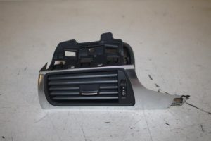 17810515 – 4G1820901C6PS – Luchtrooster Dashboard