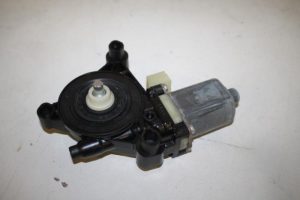 17820240 – 8W0959802 – Door window motor