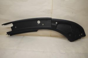 17797378 – 8N0860442E – Headlight cover right