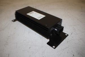 17831629 – 8H0035223 – Radioverstärker