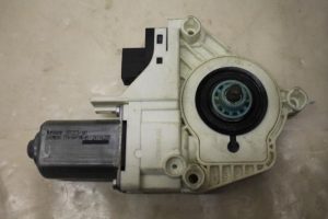 17798054 – 4F0959801D – Fenstermotor Tür