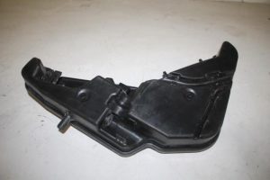 17826523 – 8R0955453B – Front windscreen washer reservoir