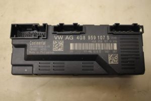 17796785 – 4G8959107S – Module achterklep motor