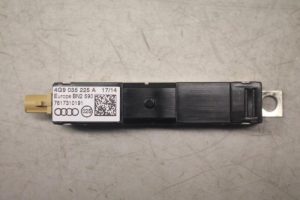 17810426 – 4G9035225A – Antenna Amplifier