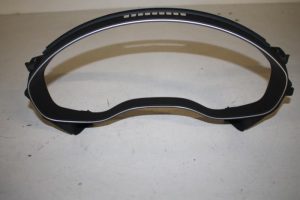 17803098 – 4G1857115B6PS – Kilometerteller sierlijst