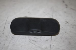 17813647 – 8R0955987B – Ruitensproeier voor