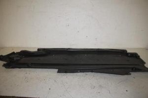 17815947 – 4F0825208F – Beschermplaat bodem