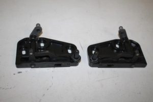 17803160 – 8H0871385A – Cabriodak scharnier