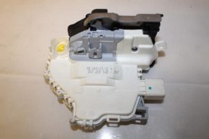 17794408 – 8X1837015 – Deurslot Mechaniek 4Deurs links-voor