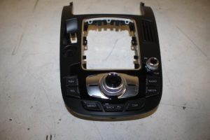 17822185 – 8T0919611LWFX – Regelunit Multi Media