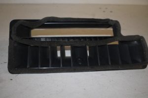 17804421 – 8K1858431A – Luchtgeleider