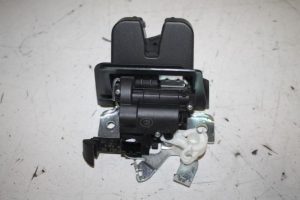 17815473 – 80A827505A – Slotvanger Achterklep