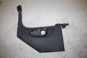 17814670 – 4M1867271A4PK – A-stijl Afdekkap links