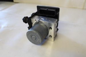 17793010 – 8K0614517GM – ABS Pomp