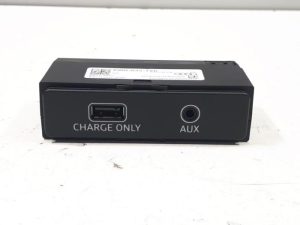 18548603 – 8W0035726 – AUX / USB-Anschluss