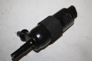 17822951 – 6R0955681 – Headlight washer pump