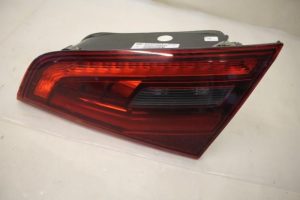 17801788 – 8V4945094A – Taillight, right