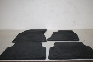 17816398 – 4H2863011DGP1 – Matten Set