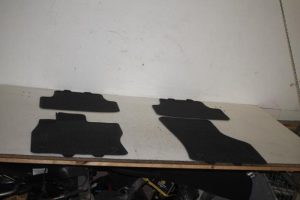 17811585 – 5G006150282V – Matten Set