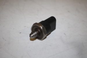 17828073 – 06D906051A – Sensor (overige)