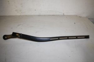 17826207 – 8H2955407A – Front wiper arm
