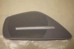 17799629 – 4H0868152ADT4 – Speakerkap