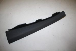 17820408 – 83A8682044PK – A-pillar cover, right