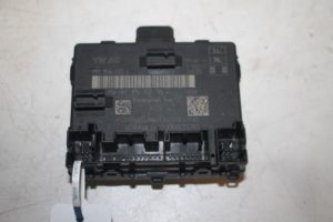 17827402 – 4M1959795J – Centrale Deurvergrendelings Module