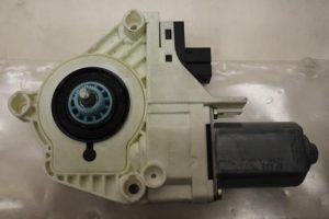 17797267 – 4F0959802B – Door window motor