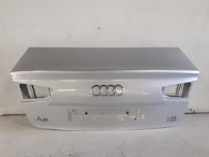 20821237 – 4G5827023CX7W – Achterklep