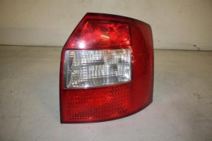 17827562 – 8E9945096 – Taillight, right