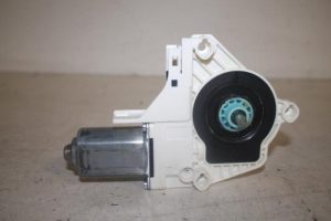 17807108 – 8K0959801B – Raammotor Portier