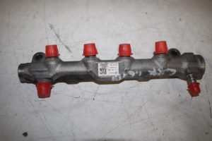 17829102 – 04L130089D – Brandstofverdeler