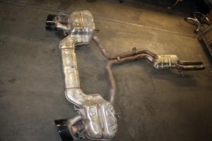 17827926 – 4K0253181CD – Uitlaat Midden+Einddemper