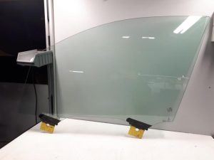 21589253 – 4M0845021 – Door window 4-door, front left