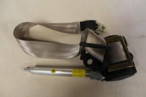 17789581 – 8D0857706Q44 – Veiligheidsgordel rechts-voor