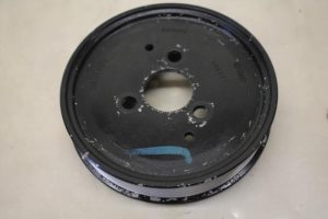 17801389 – 059145255C – Lenkkraftverstärker Pumpe Riemenscheibe