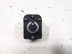 19002773 – 4M0959565S – Spiegel Schakelaar