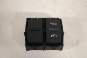 17818143 – 4M0959511E5PR – Schakelaar (diversen)