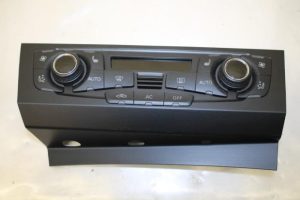 17798679 – 8T2820043TXZF – Climatronic Panel