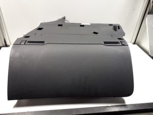 19324003 – 4F1857035P6PS – Handschuhfach