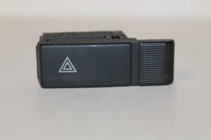 17790820 – 857941509B01C – Paniekverlichtings Schakelaar