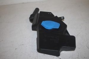 17808859 – 4G1955462A – Ruitensproeiertank voor