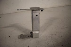 17810269 – 4G0805528A – Frontdeel steun