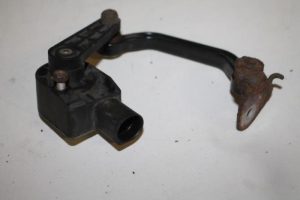 17825763 – 4F0505465M – Xenon height adjustment