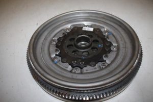 17828021 – 06K105266AC – Vliegwiel