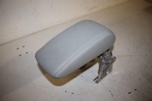 17816009 – 8V0864283BC5 – Support (miscellaneous)