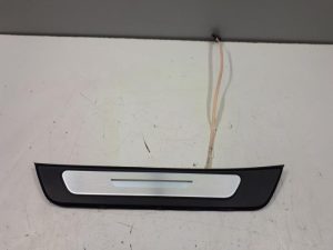 20473870 – 4K0947423 – Afdeklijst dorpel links