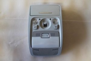 17793005 – 8T0947135BKET1 – Binnenverlichting voor