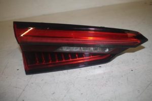 17809021 – 8W6945093 – Taillight, left
